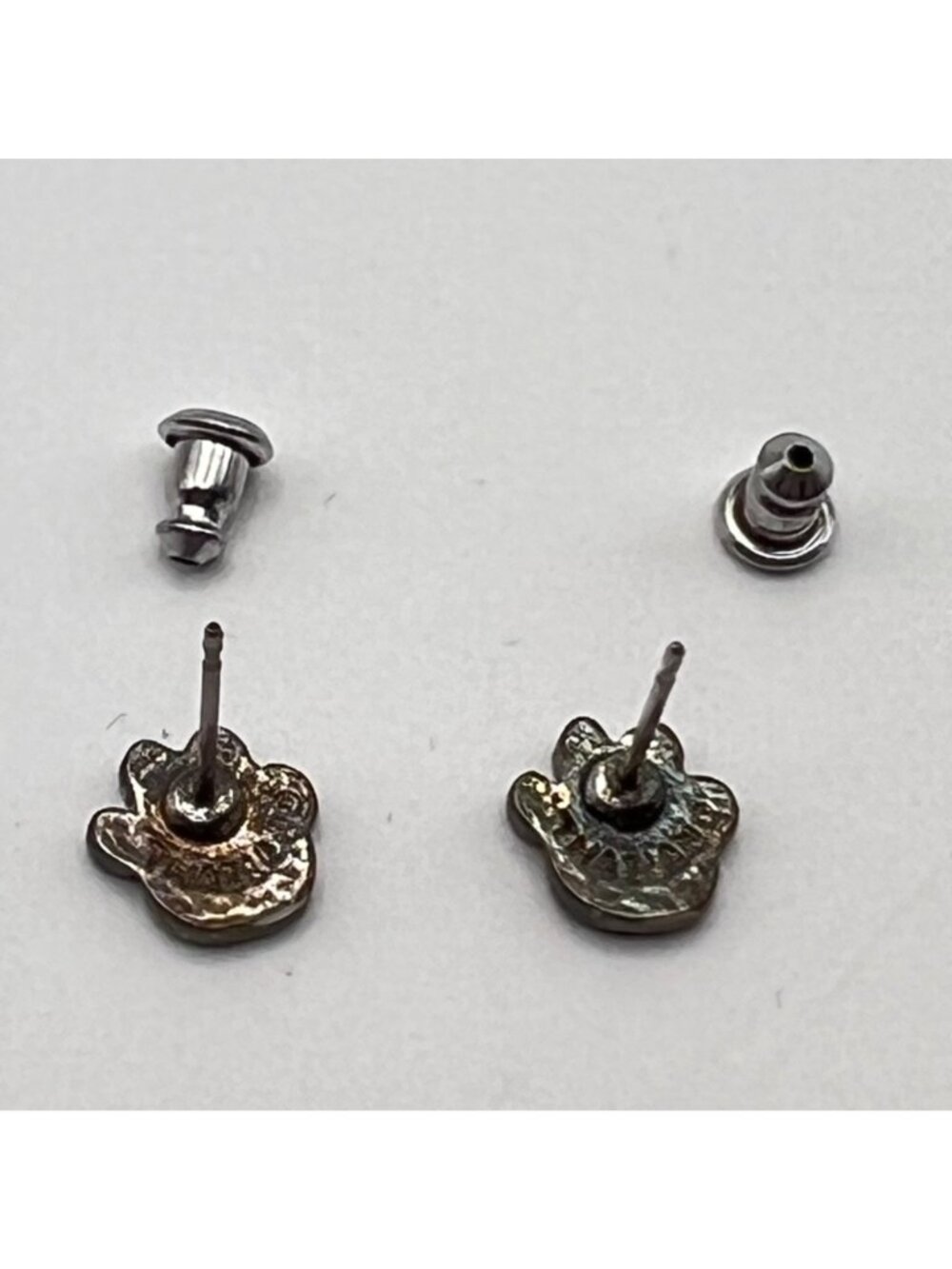 Vintage Paw Print Stud Earrings Thailand Silver Tone Dog Cat Lover Gift Box NOS - Picture 7 of 7